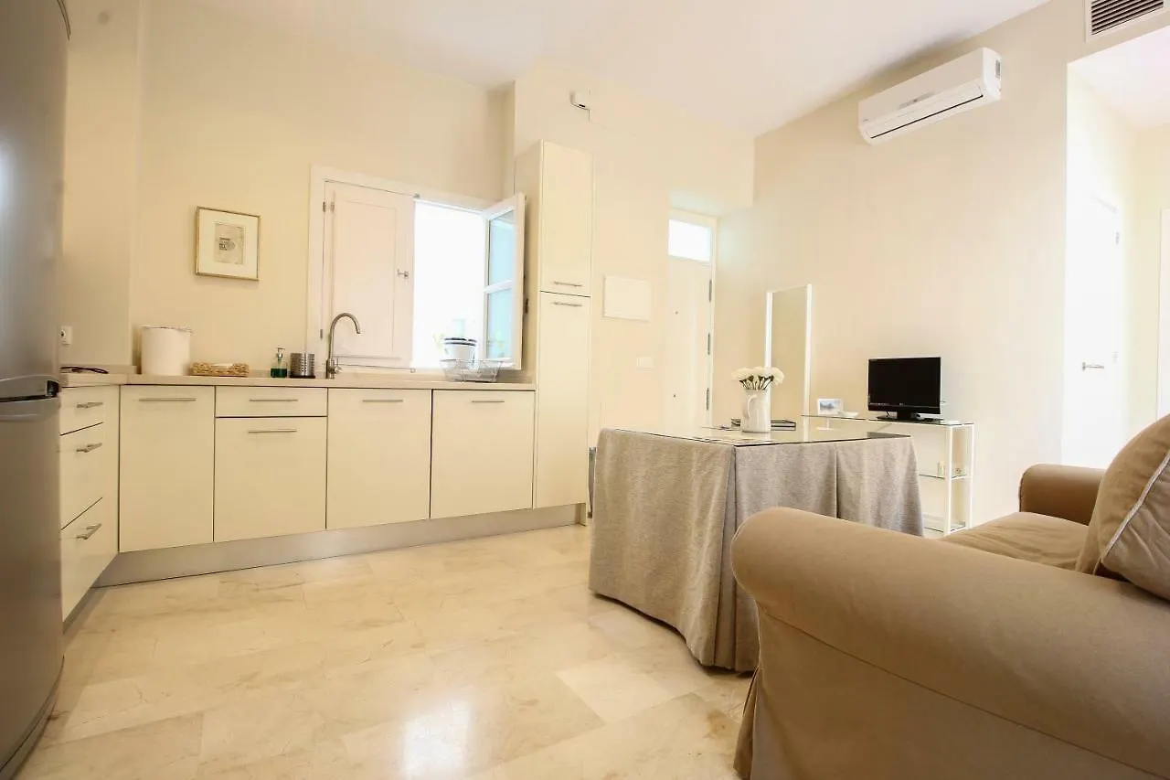 Apartamento Centro San Luis Apartment Seville 0*,  Spain